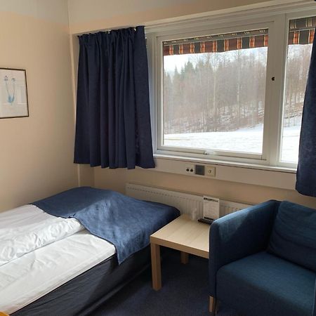 Honne Hotell Biri Екстериор снимка